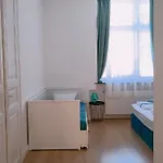 Πανσιόν Ruyi -csaladi Haz 4*